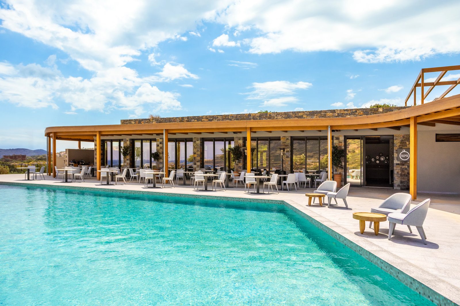 Cayo Exclusive Resort & Spa, the pool