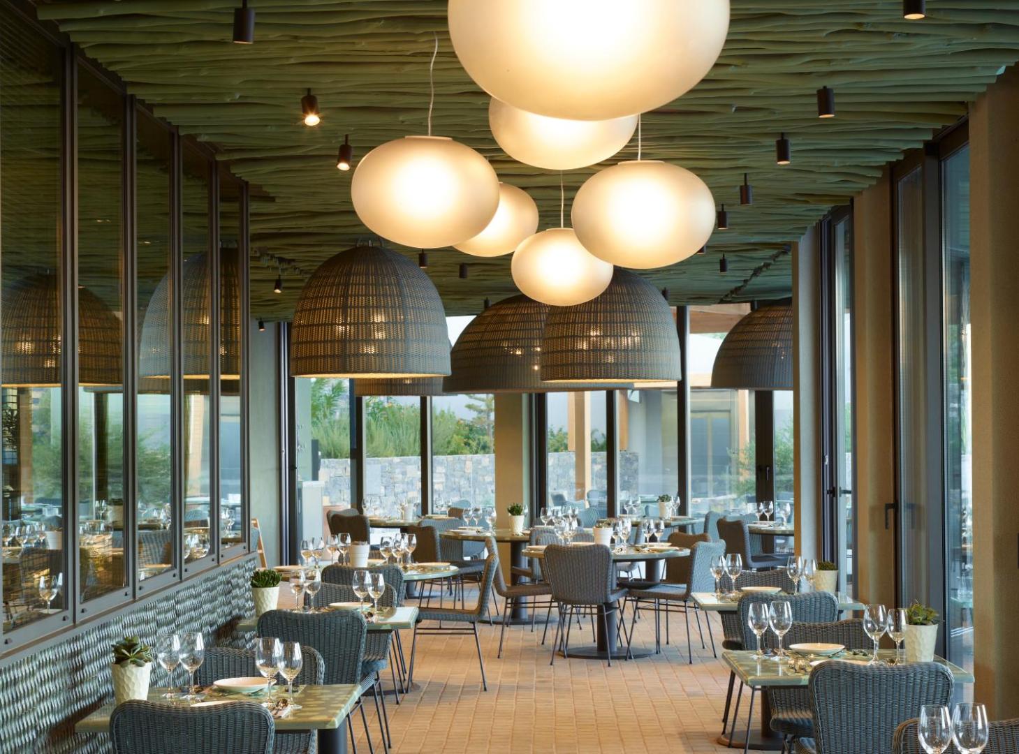 Cayo Exclusive Resort & Spa