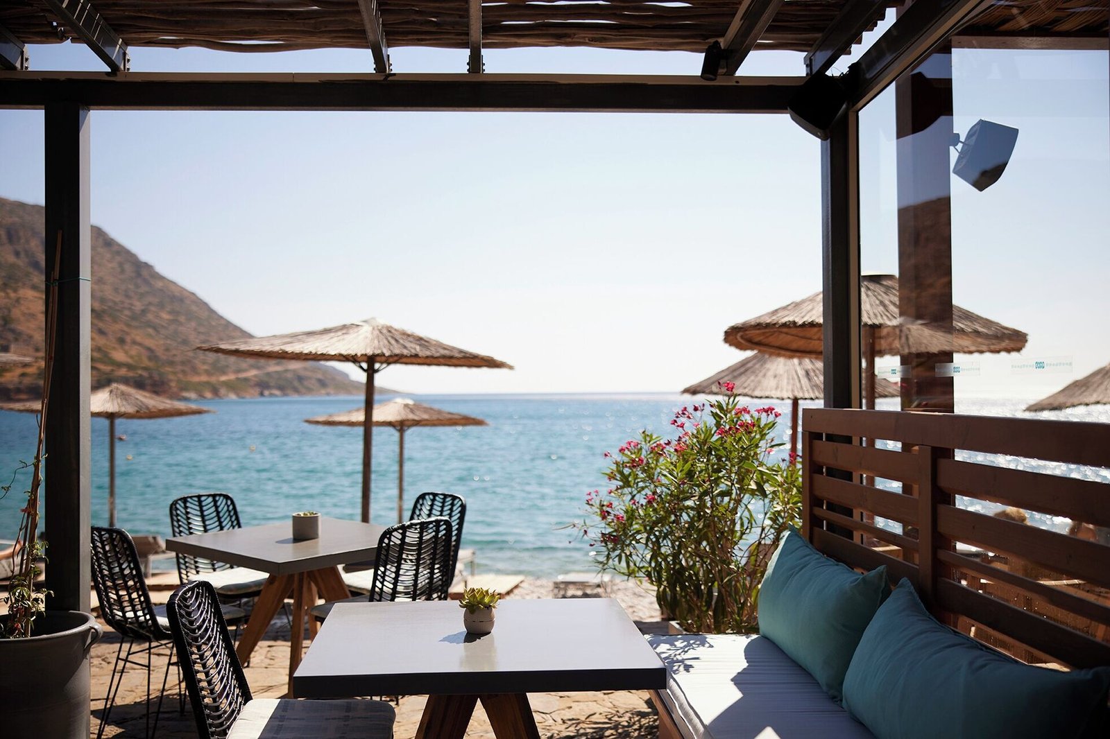Cayo Exclusive Resort & Spa, at the table