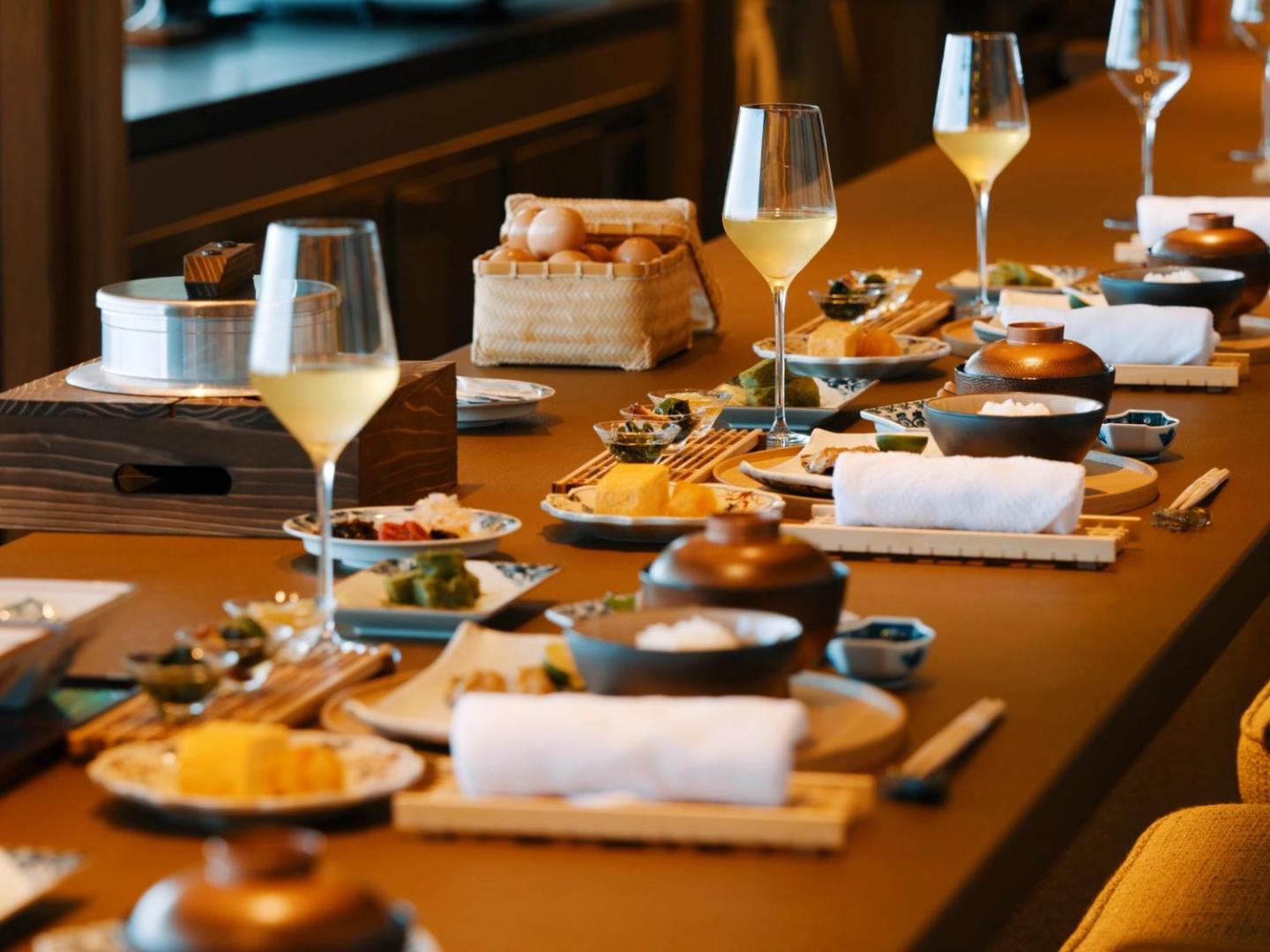 Umito Atami Bettei, main dining room