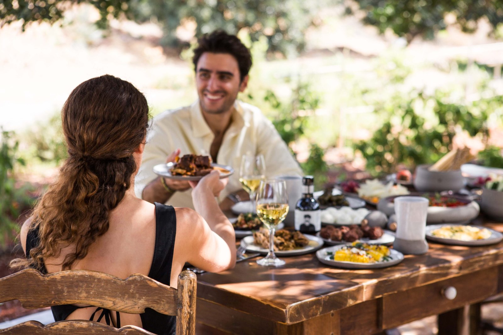 Phāea Blue, at the table