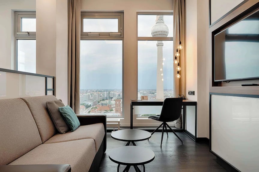 Park Inn by Radisson Berlin Alexanderplatz — rooms