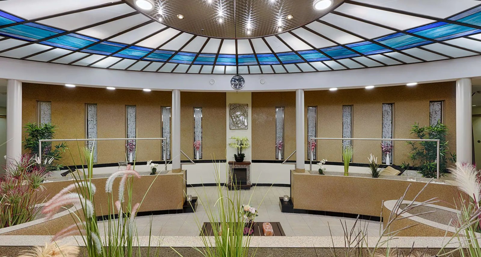 Park Inn by Radisson Berlin Alexanderplatz — vibe