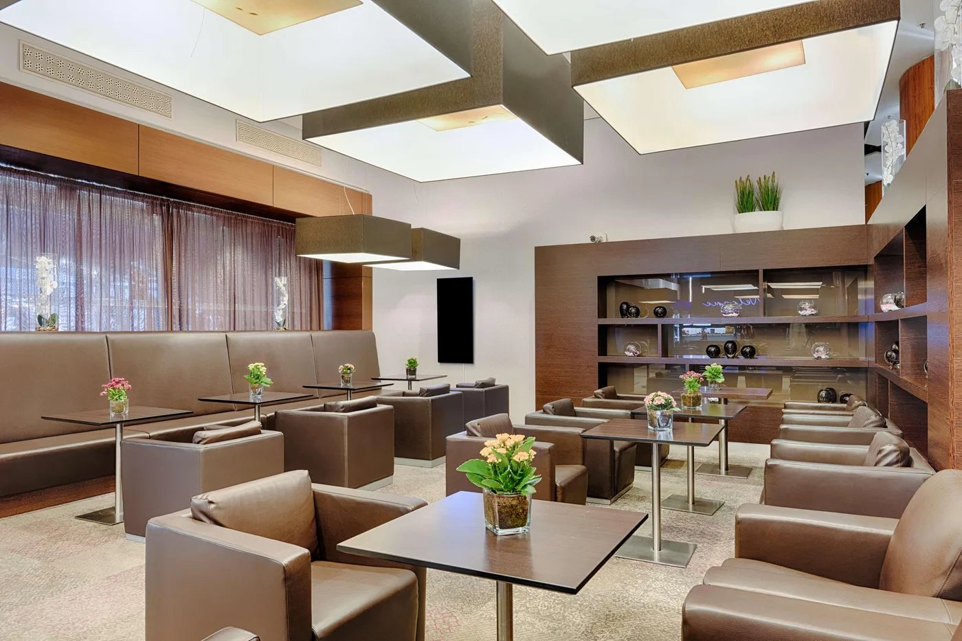 Park Inn by Radisson Berlin Alexanderplatz — vibe
