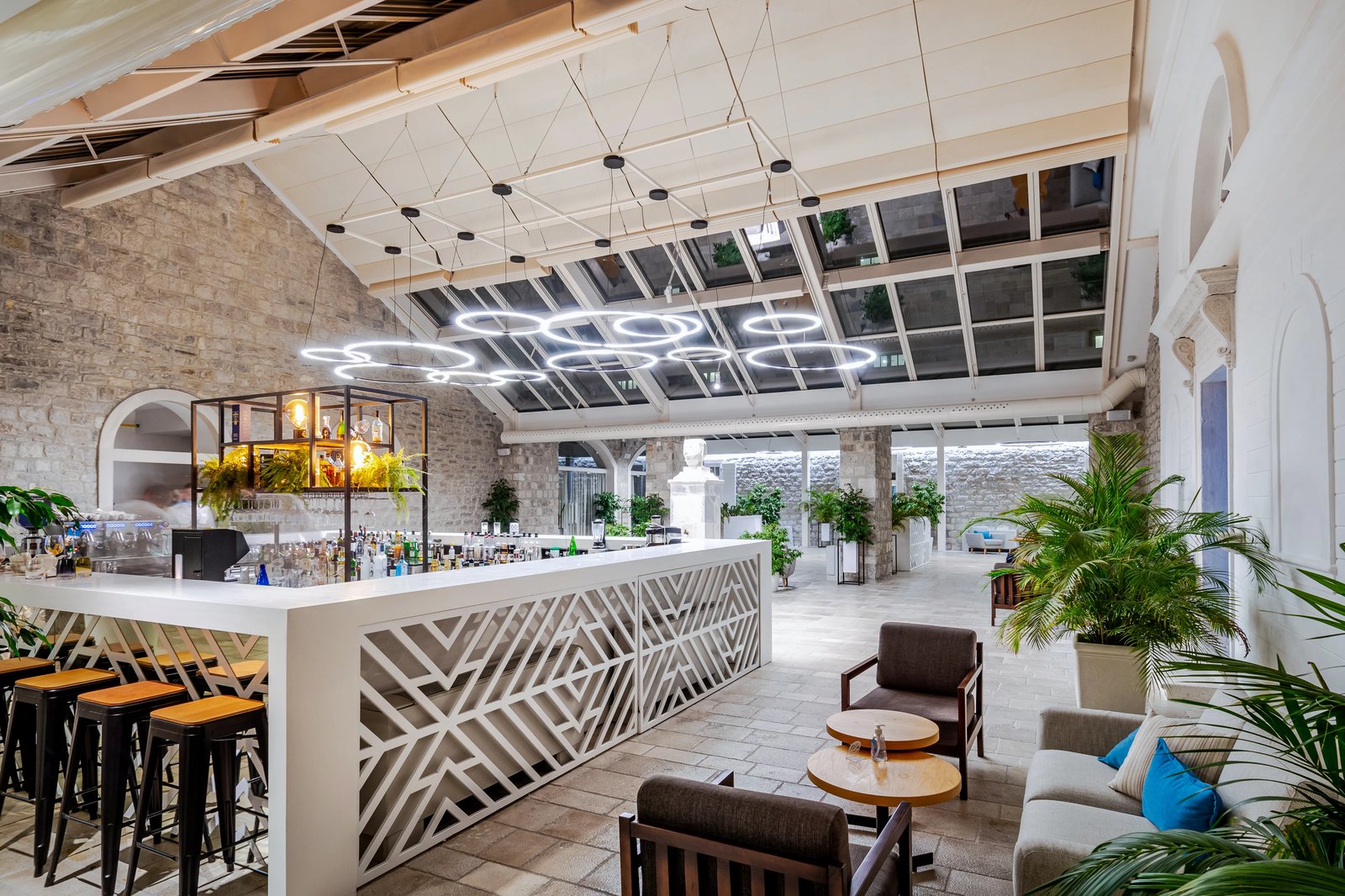 Lazure Hotel & Marina, at the table