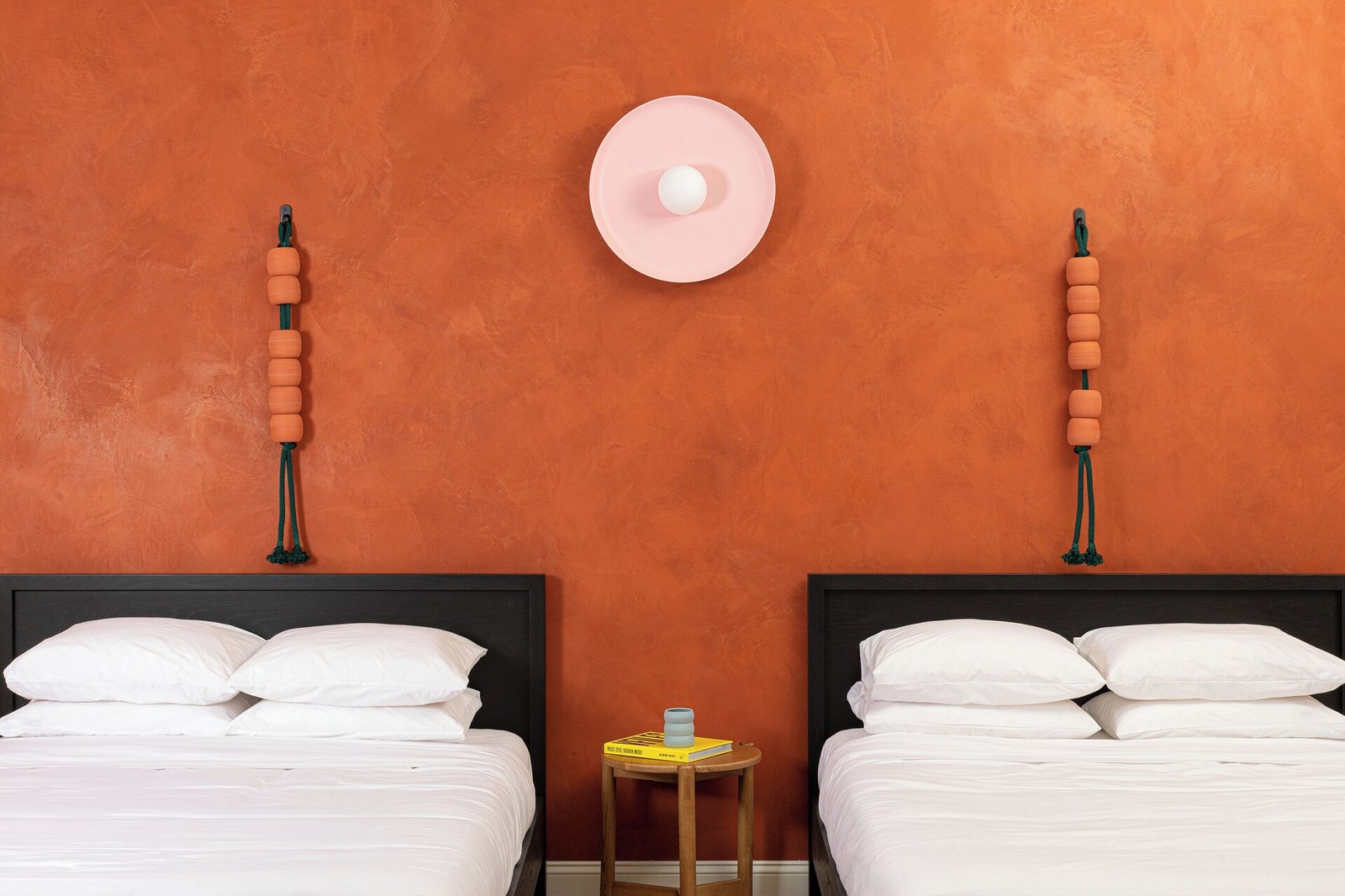 YOWIE Hotel & Shop