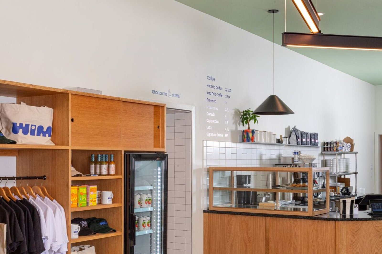 YOWIE Hotel & Shop, forin cafe