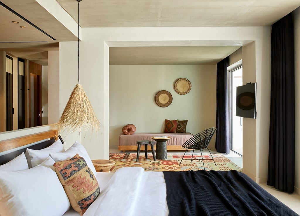The Syntopia Hotel