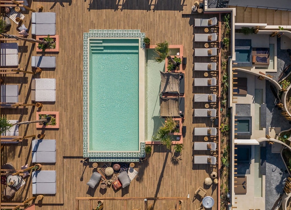 The Syntopia Hotel
