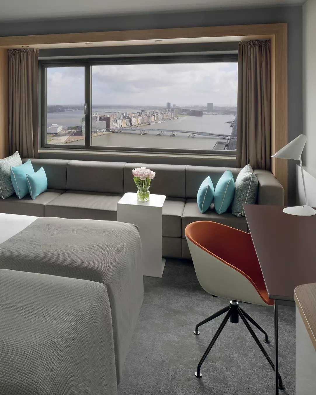 Mövenpick Hotel Amsterdam City Centre — rooms