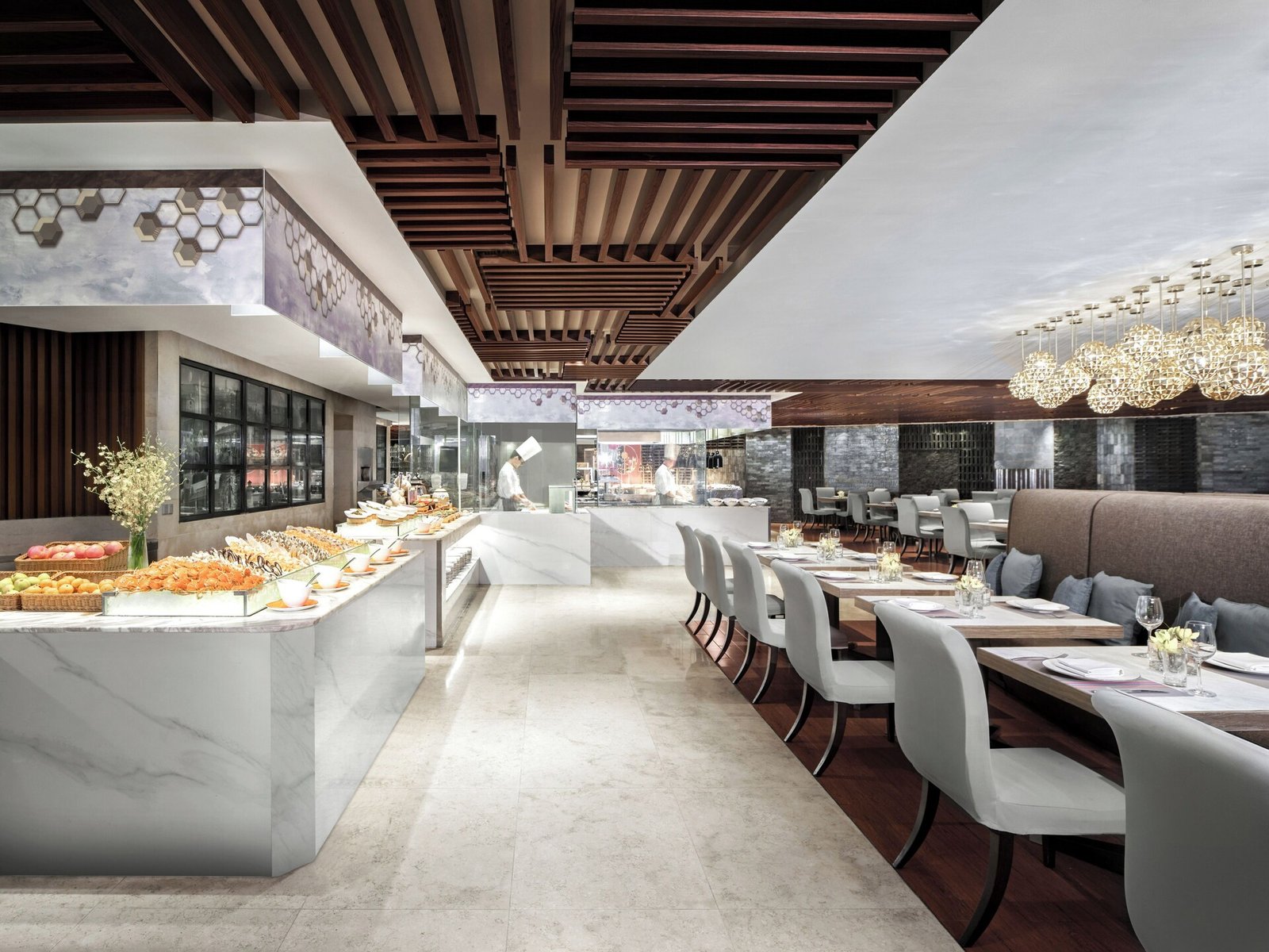 Cordis Foshan Lingnan Tiandi, at the table