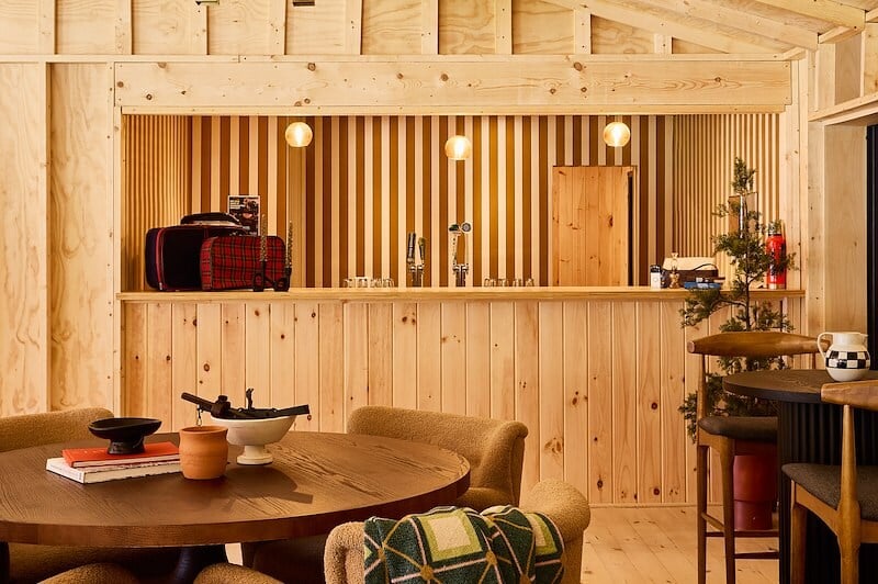 Bluebird Cady Hill Lodge, at the table