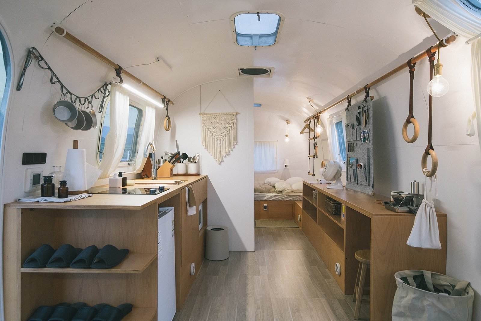 Around Follie, rooms