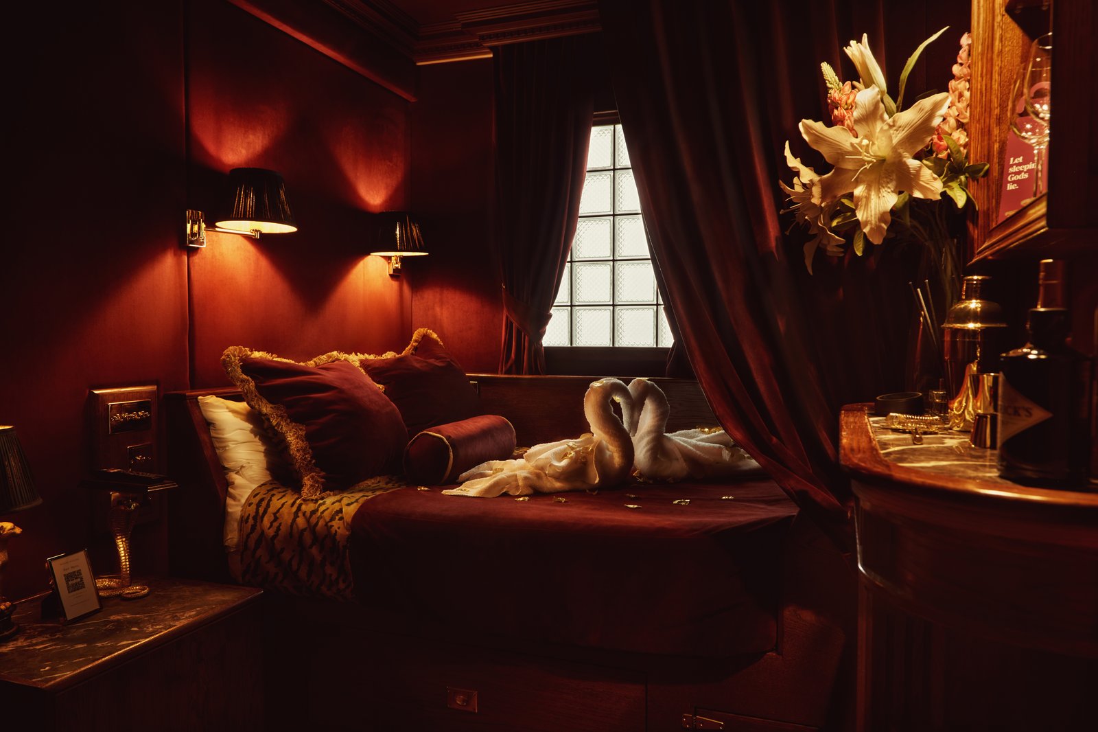 House of Gods Hotel, rooms