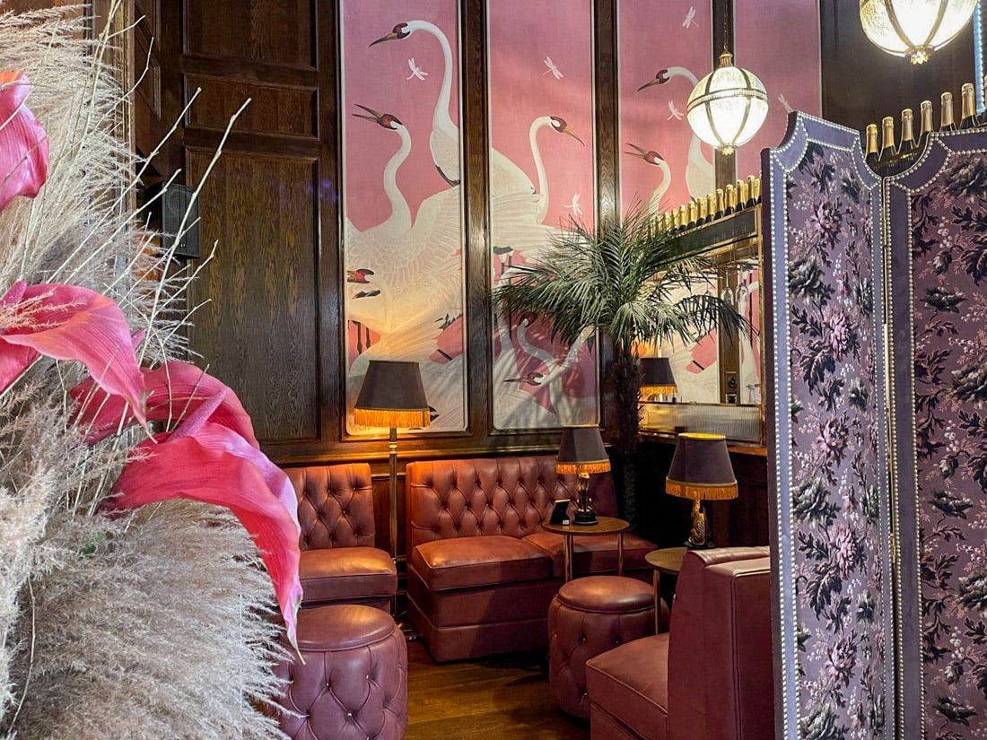 House of Gods Hotel, house of gods cocktail lounge
