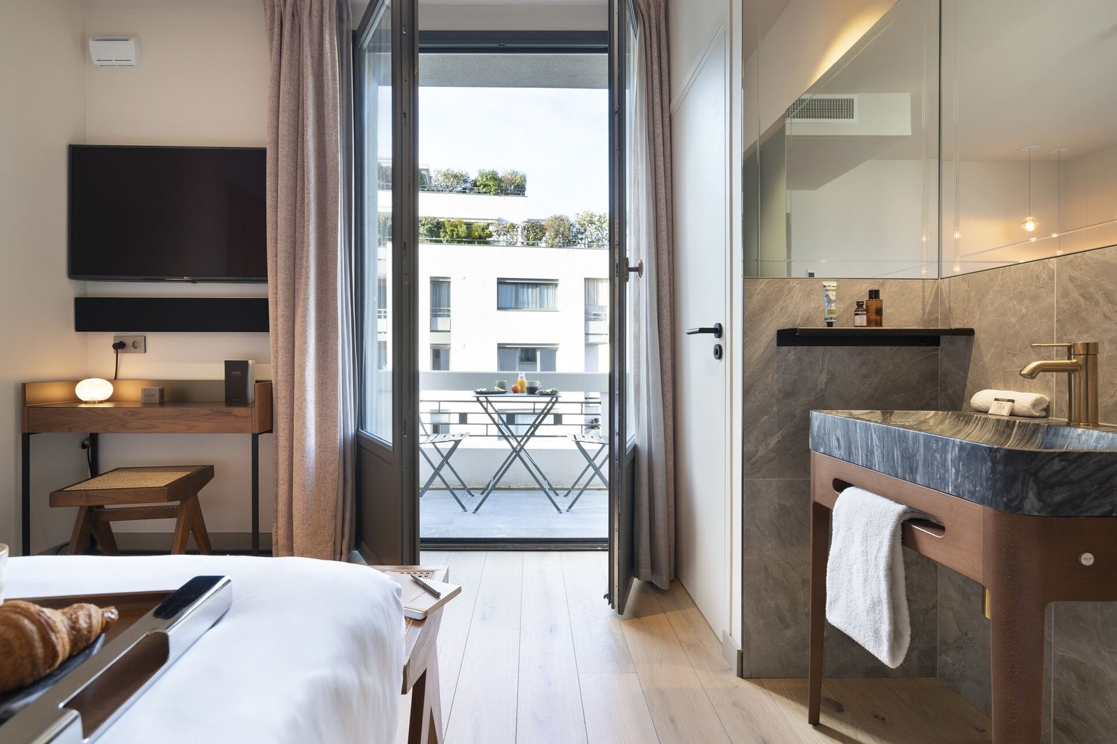Hebe Hotel, rooms
