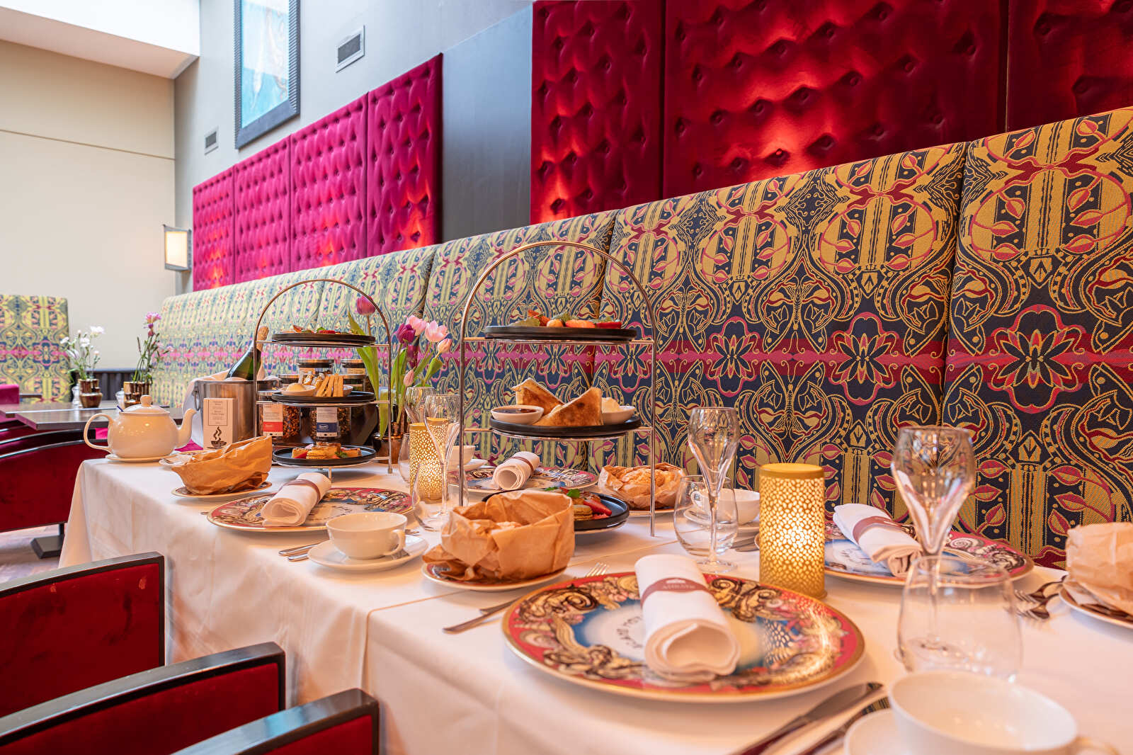 Grand Hotel Amrâth Amsterdam — vibe
