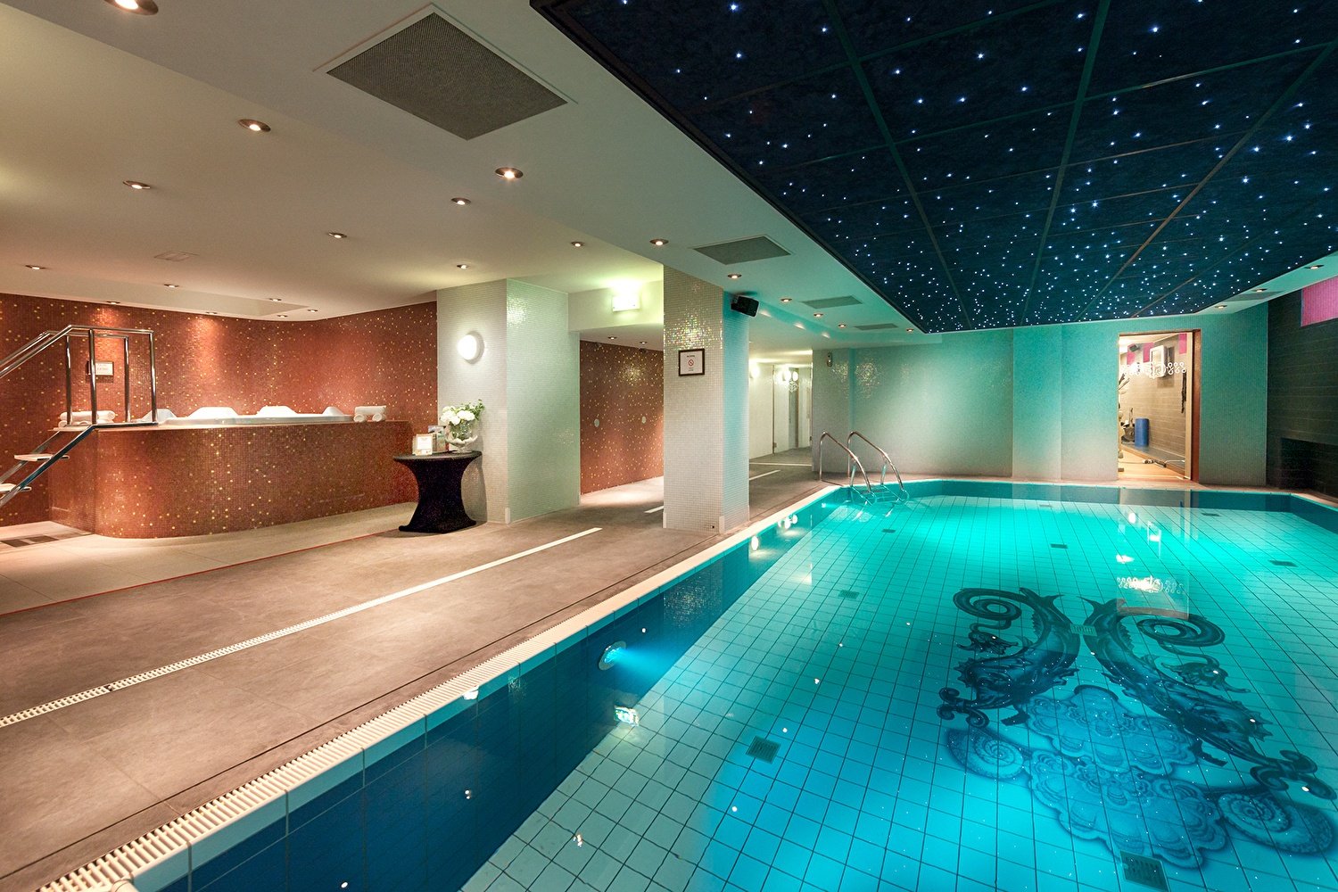 Grand Hotel Amrâth Amsterdam — vibe