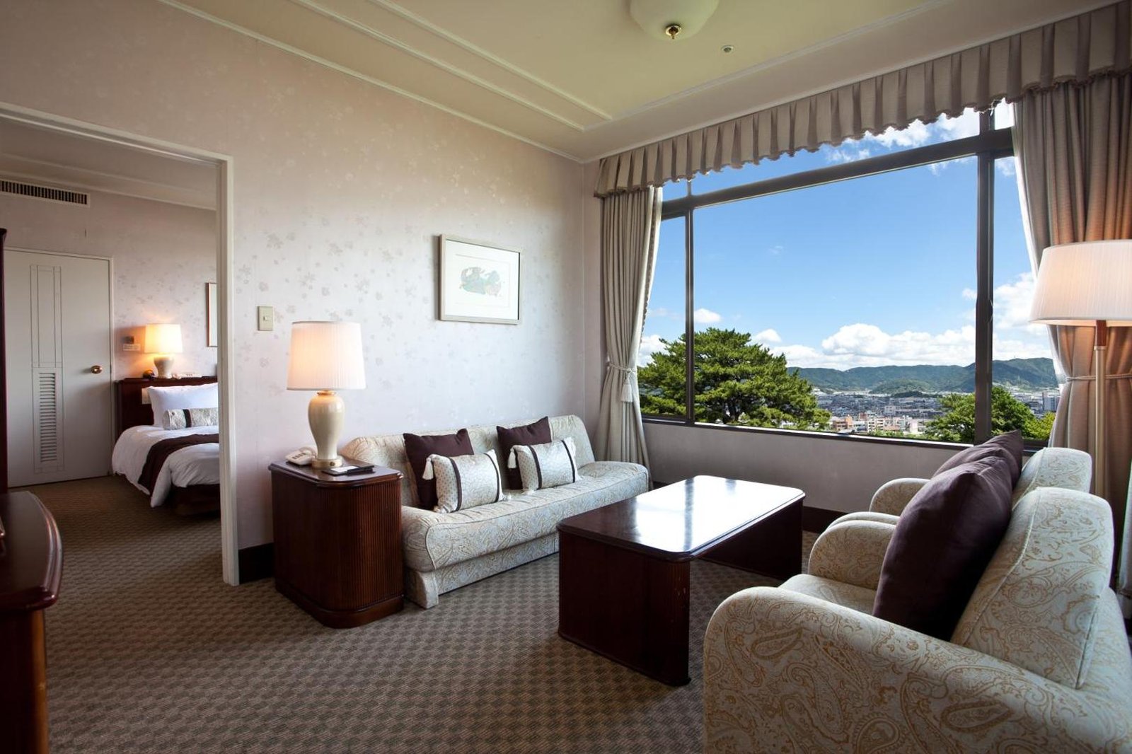 Gamagōri Classic Hotel