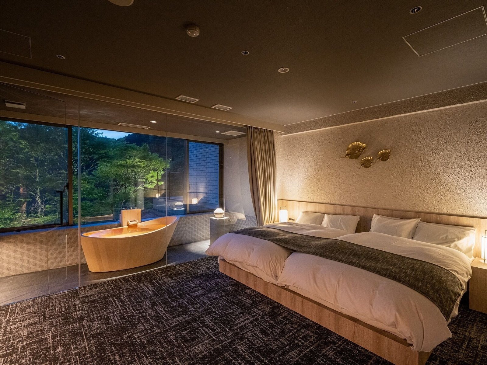 Azumaen, rooms