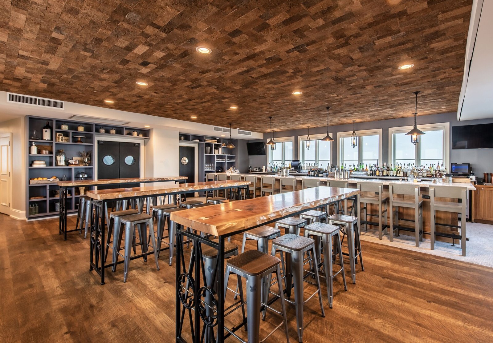 The Restoration Charleston, the watch rooftop kitchen & spirits