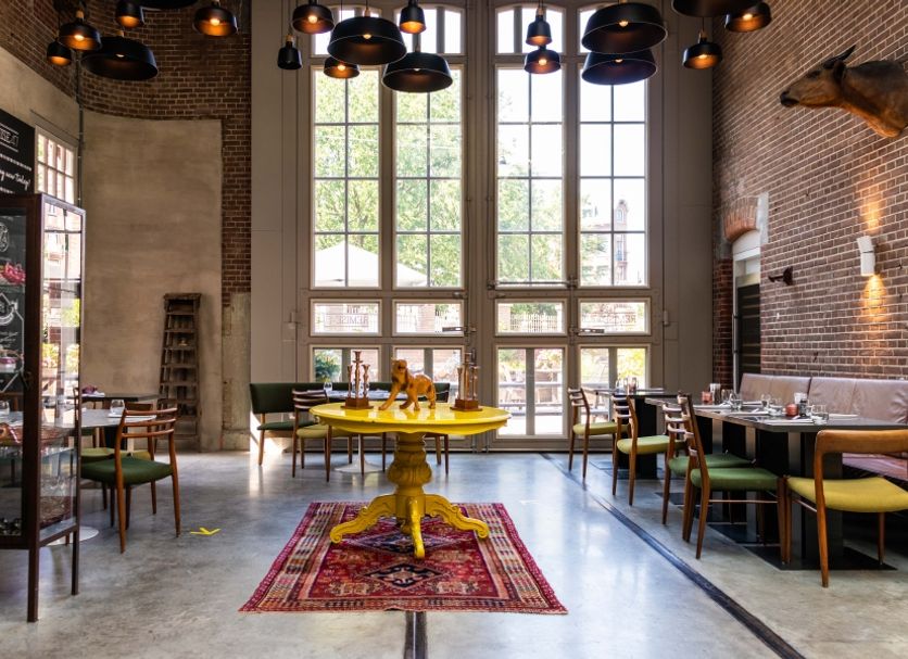 Hotel De Hallen — eat & drink