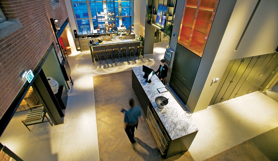 Hotel De Hallen — eat & drink