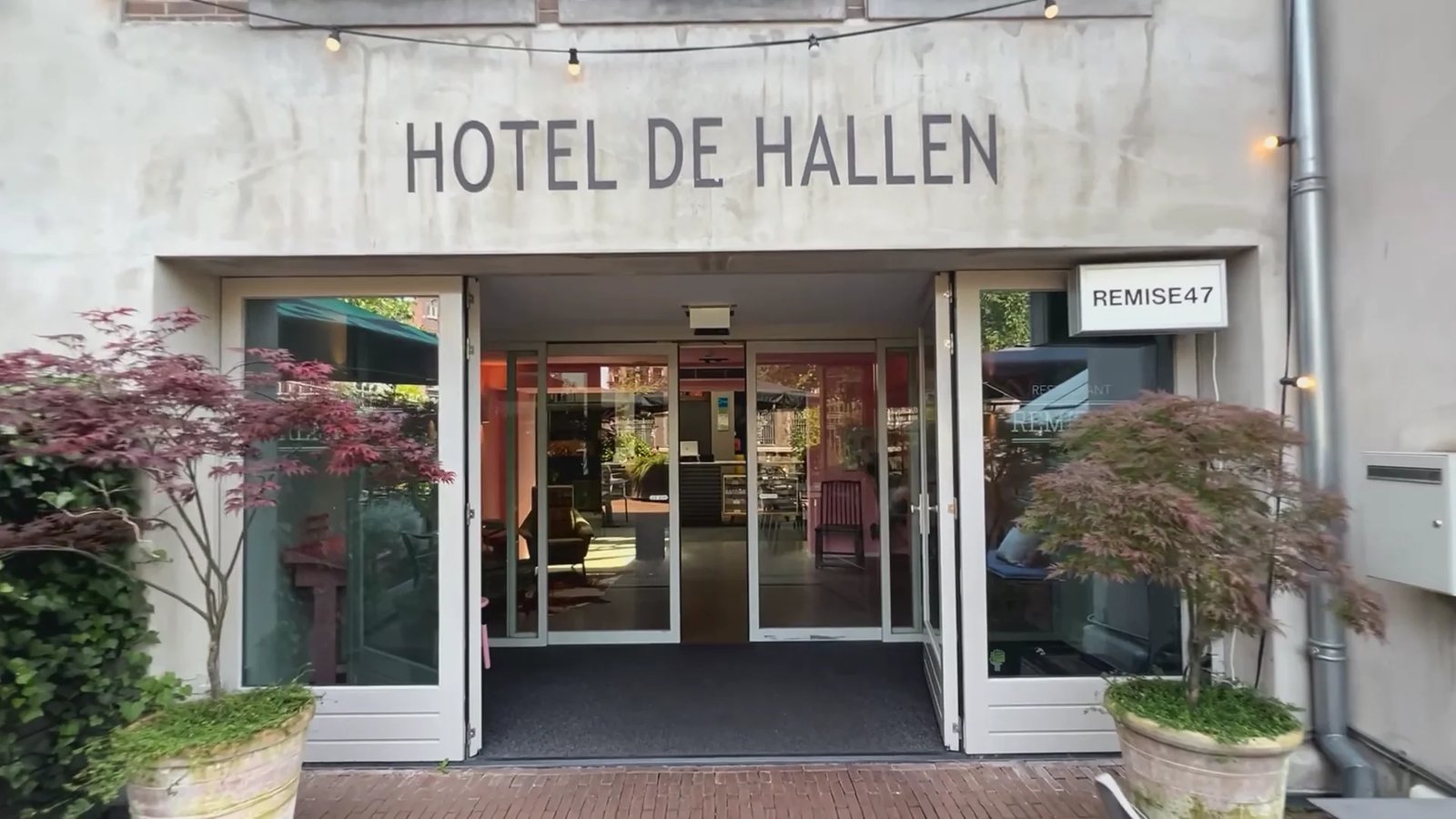 Hotel De Hallen