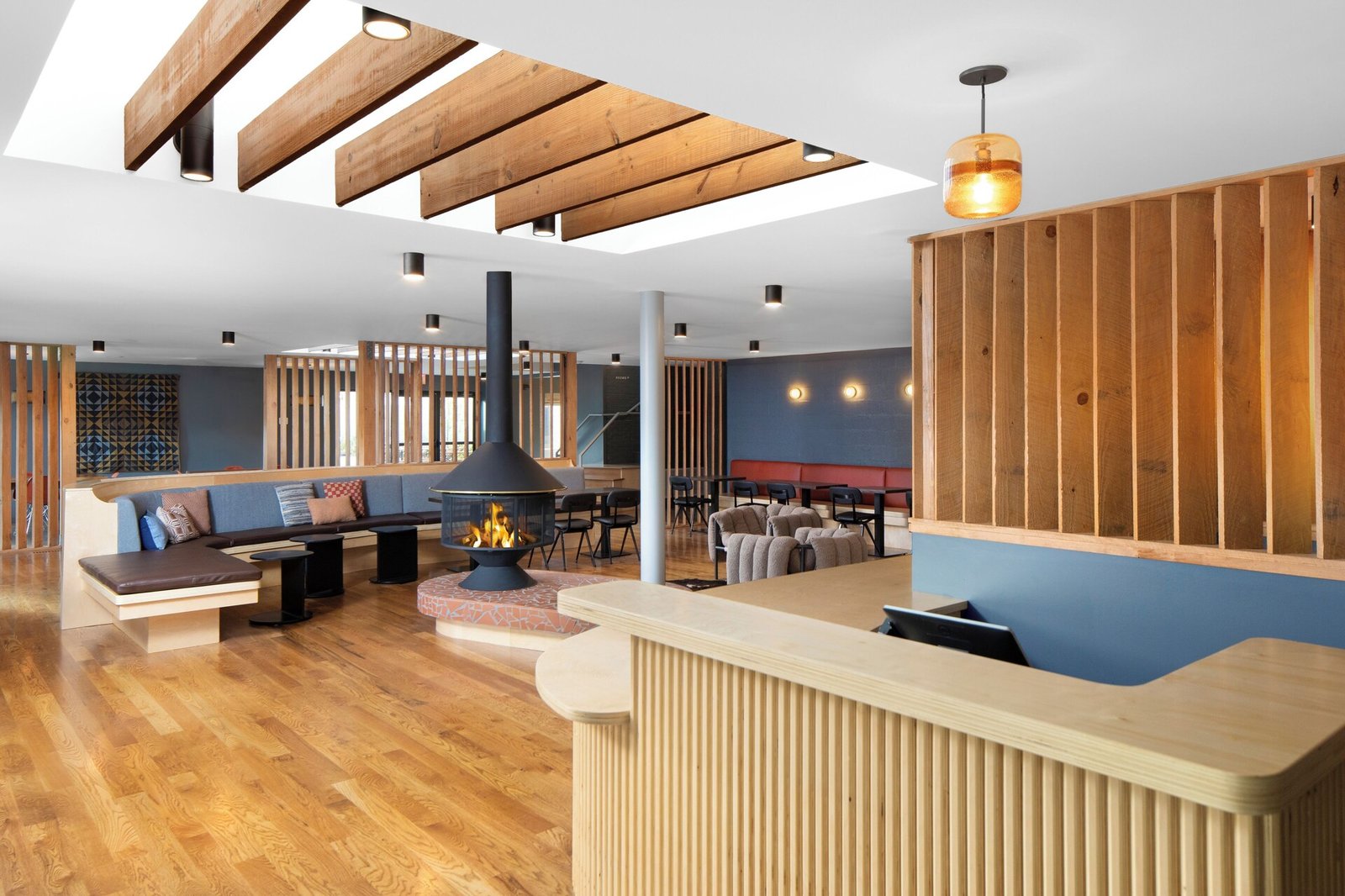 Rhode's Motor Lodge