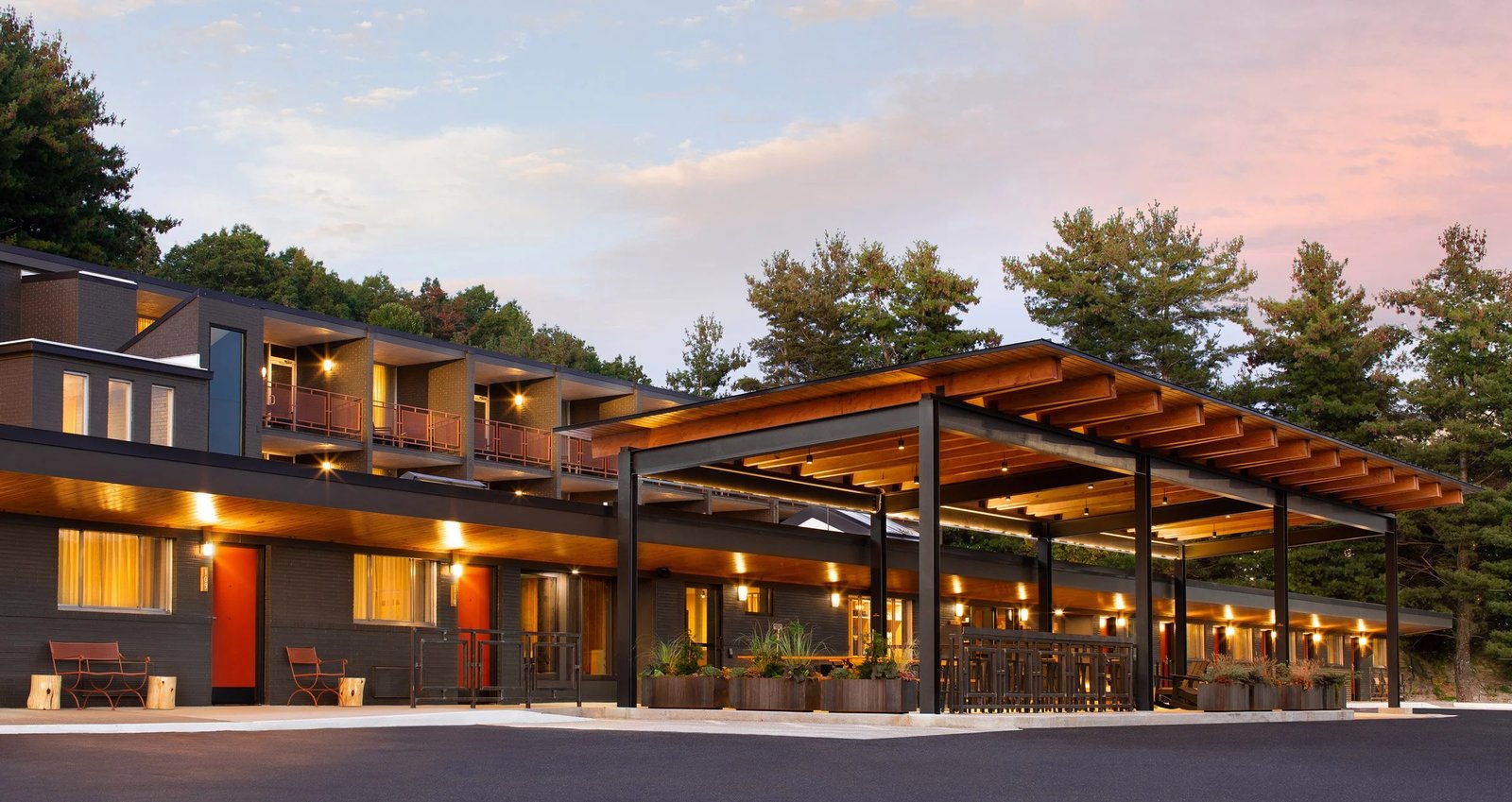 Rhode's Motor Lodge, how it began
