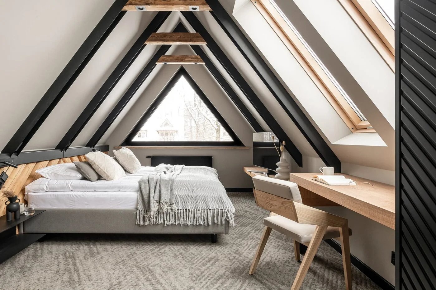 Villa T, rooms