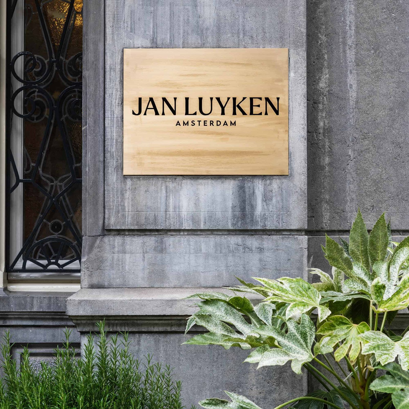 Hotel Jan Luyken — backstory