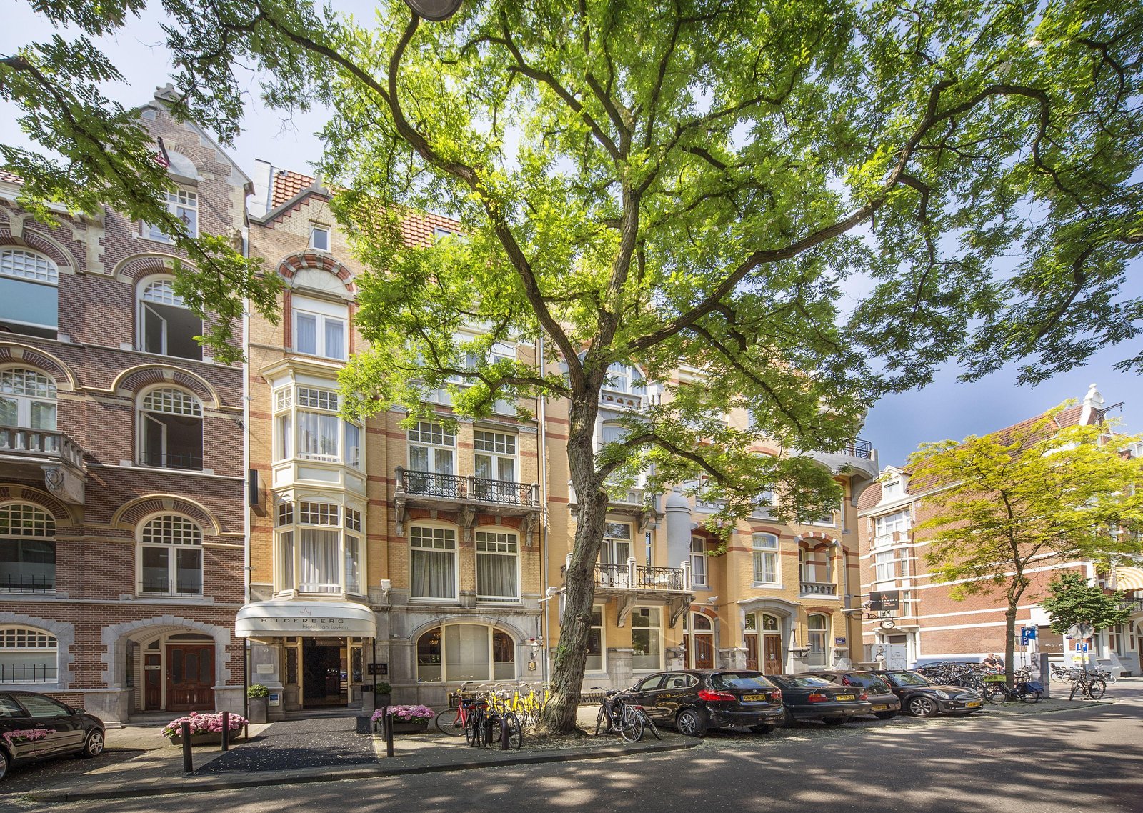 Hotel Jan Luyken — backstory