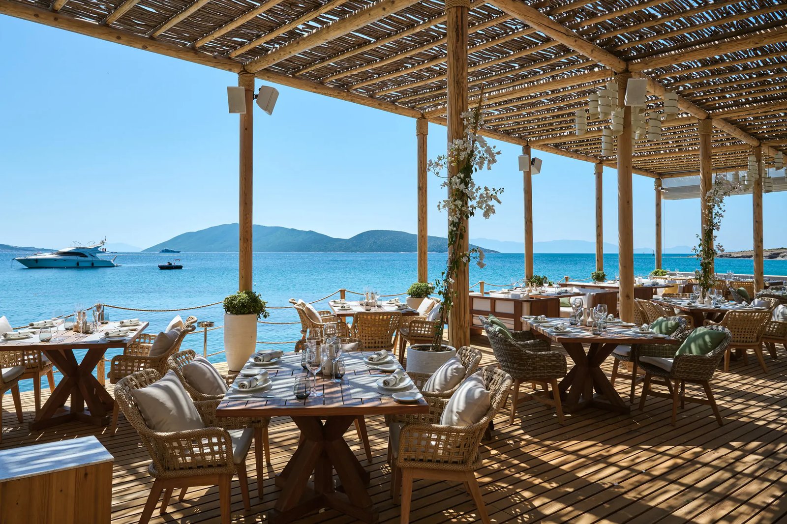 METT Bodrum, folie beach club & restaurant