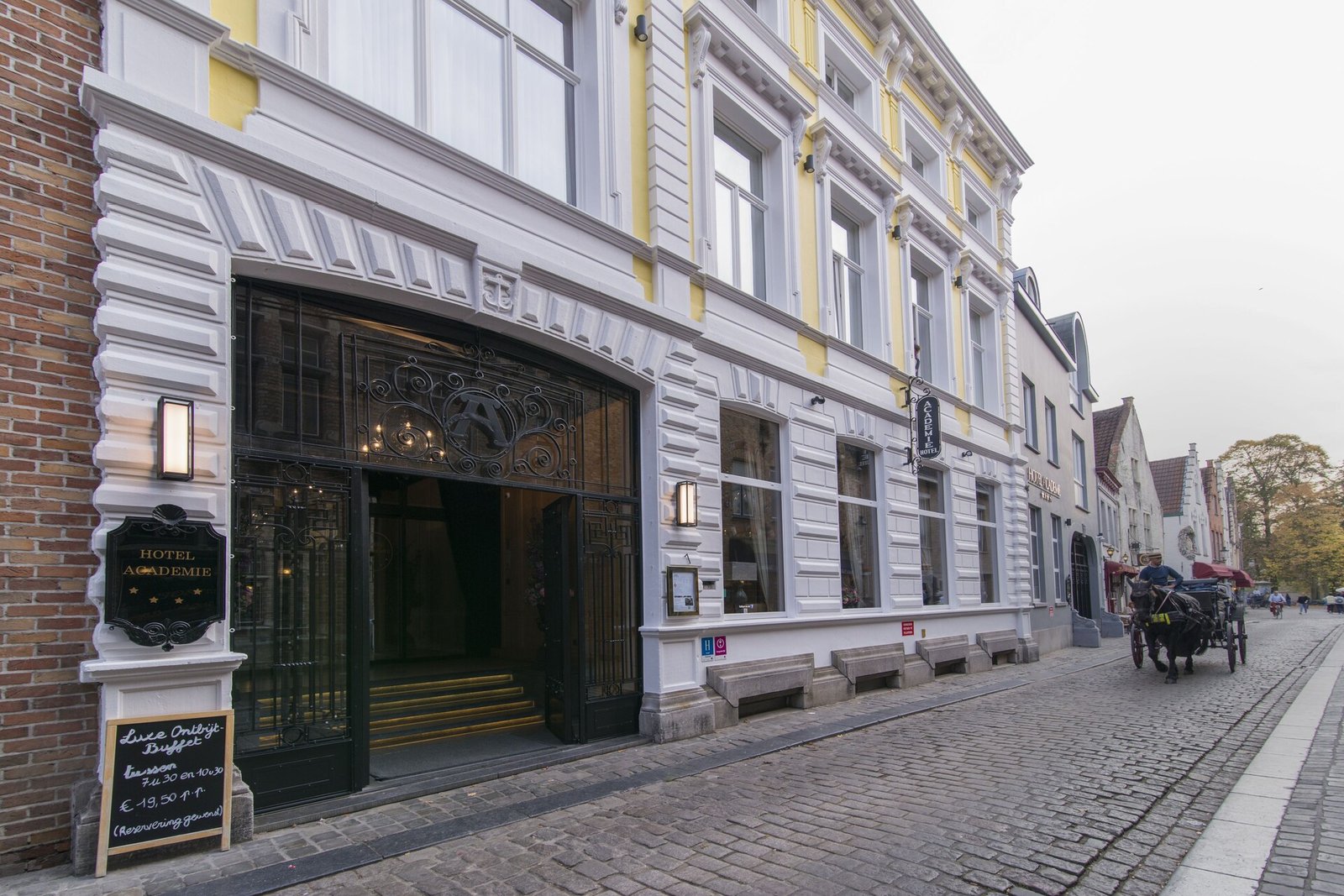 Dukes Academie Bruges, how it began