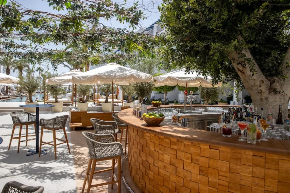 METT Marbella - Estepona, at the table