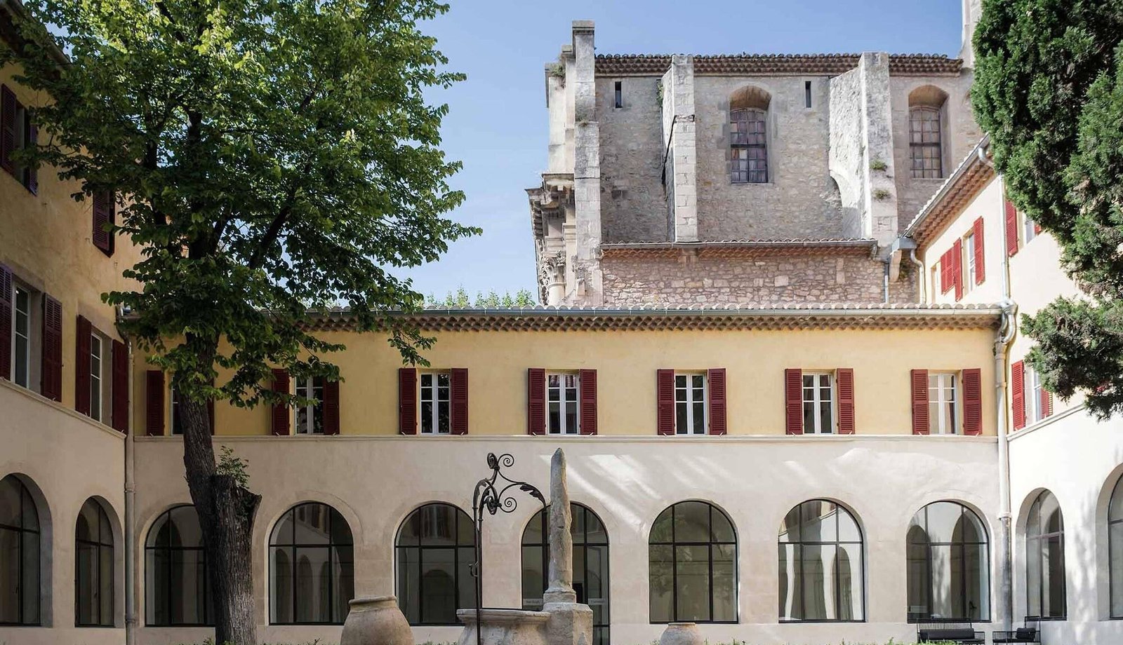 L'Hôtel Particulier Arles: 5-star Hotel & Restaurant, how it began