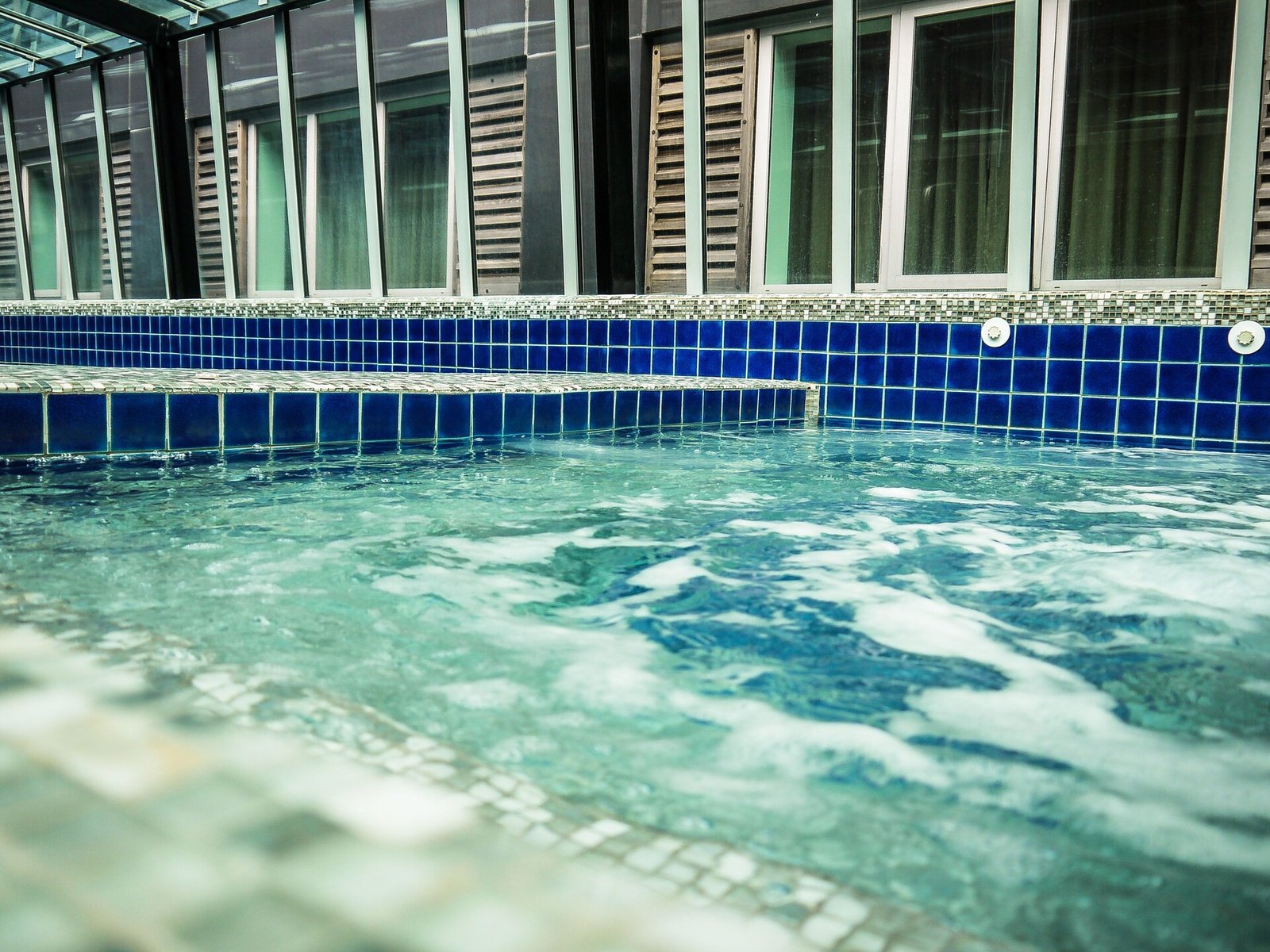 QT Wellington, the pool