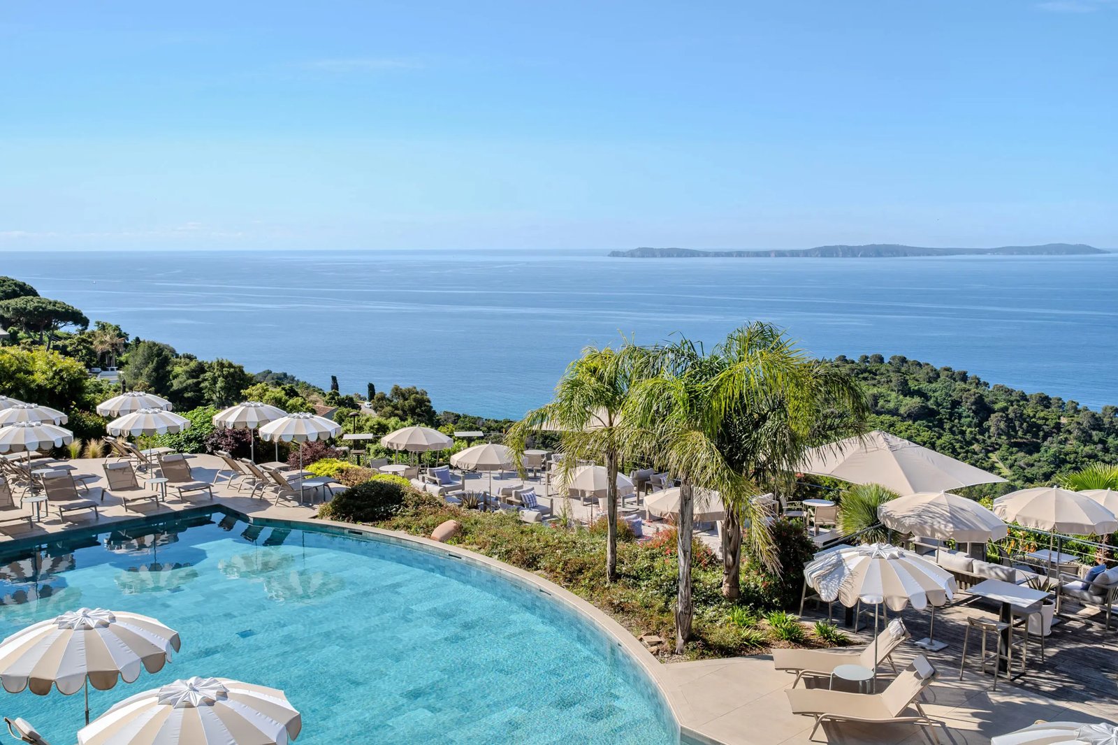 Hotel La Villa Douce, the pool