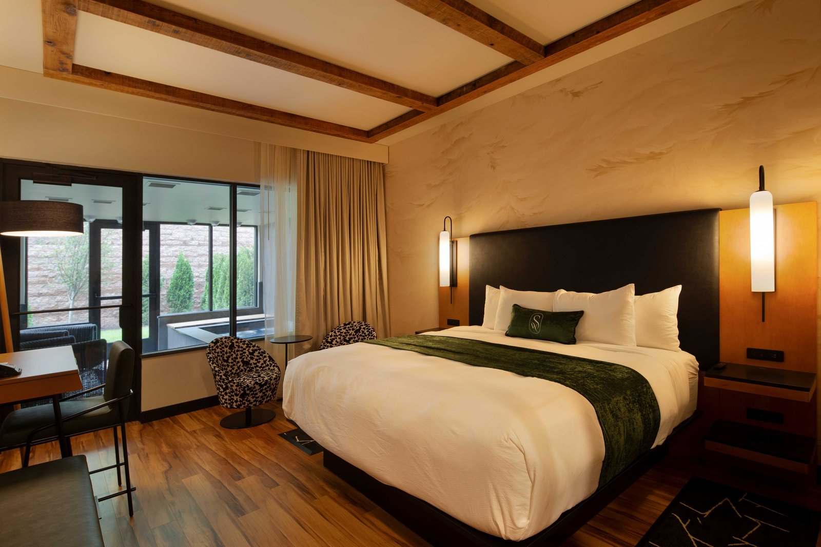 The Swiftwater, rooms