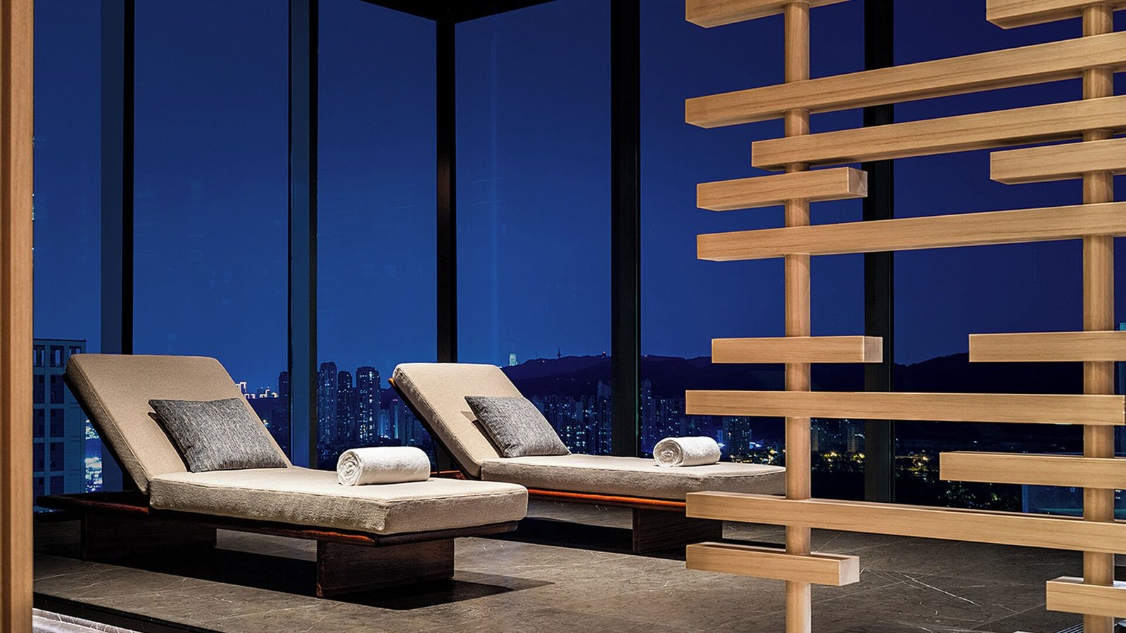 Hotel Indigo Changsha Meixi Lake, an IHG Hotel, the pool