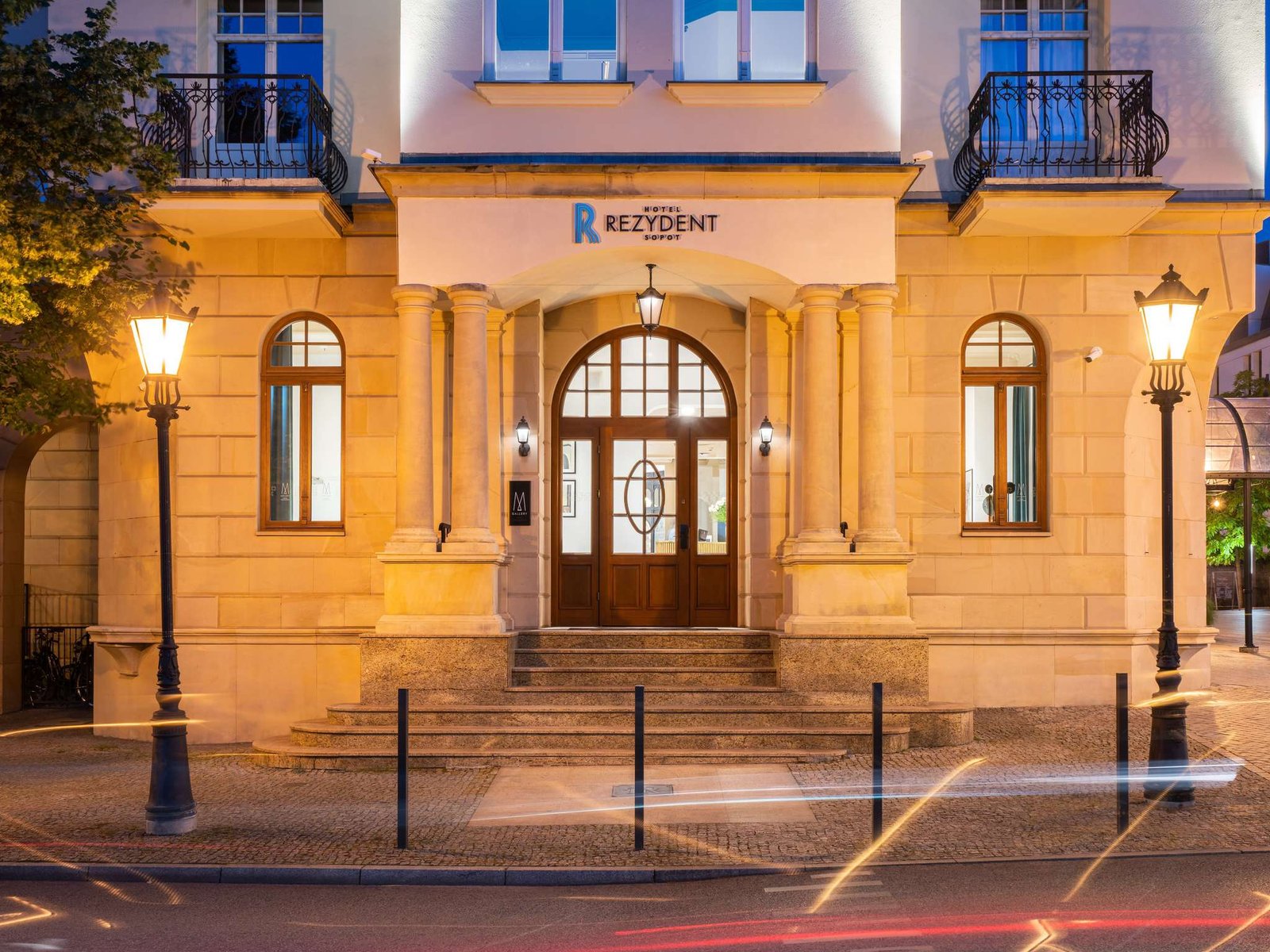 Hotel Rezydent, how it began