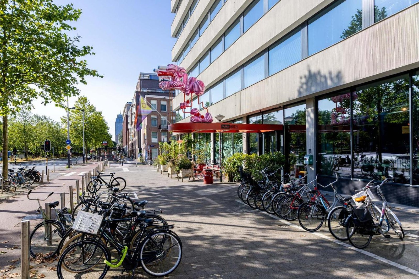 Volkshotel Amsterdam — backstory