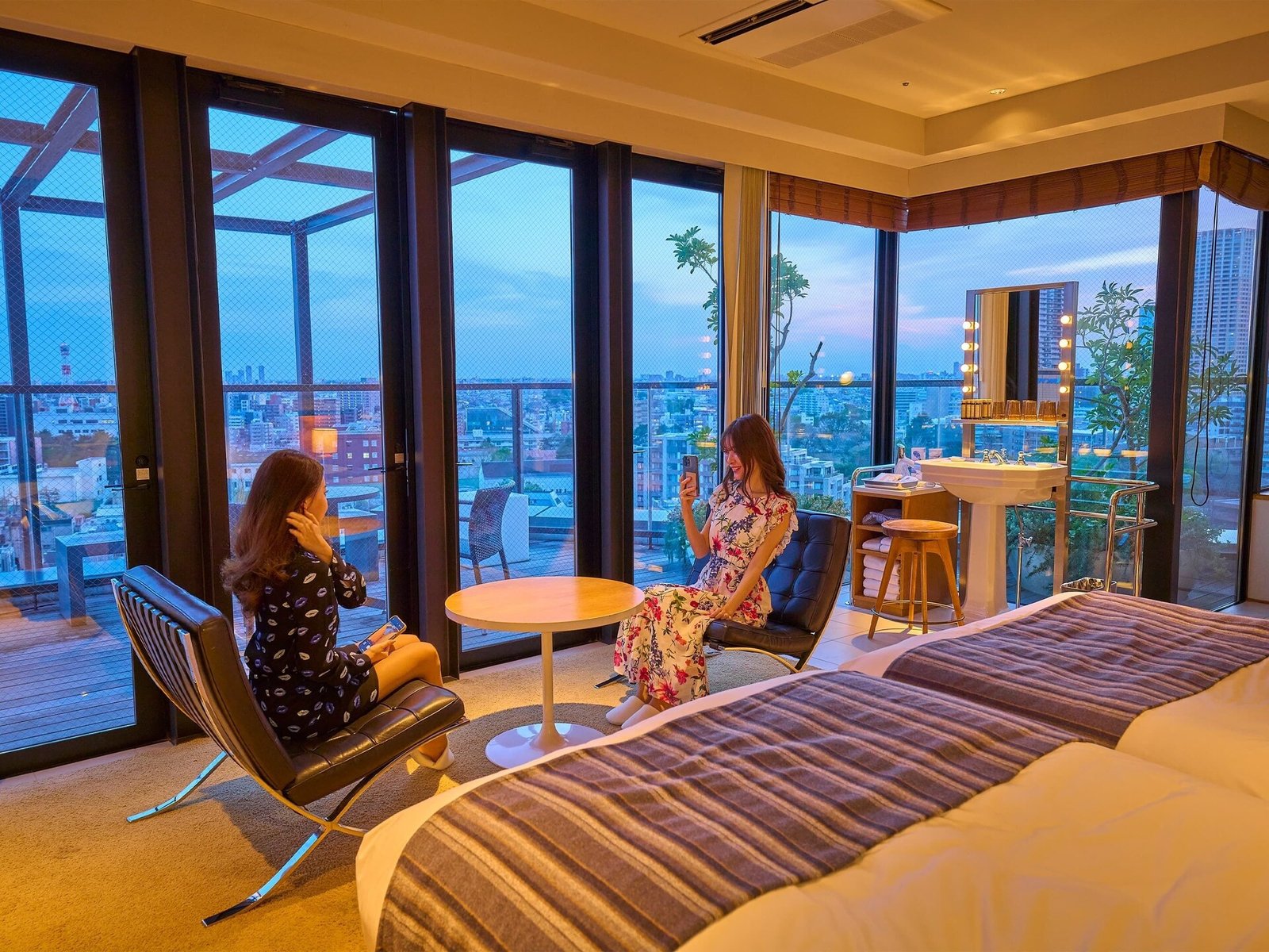 Ebisuholic Hotel — rooms