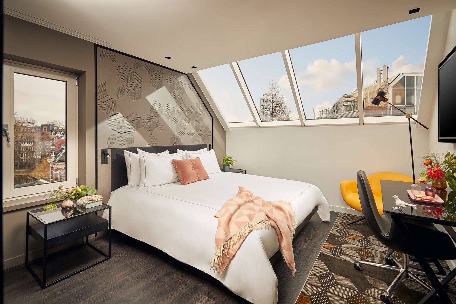 Park Plaza Vondelpark — vibe