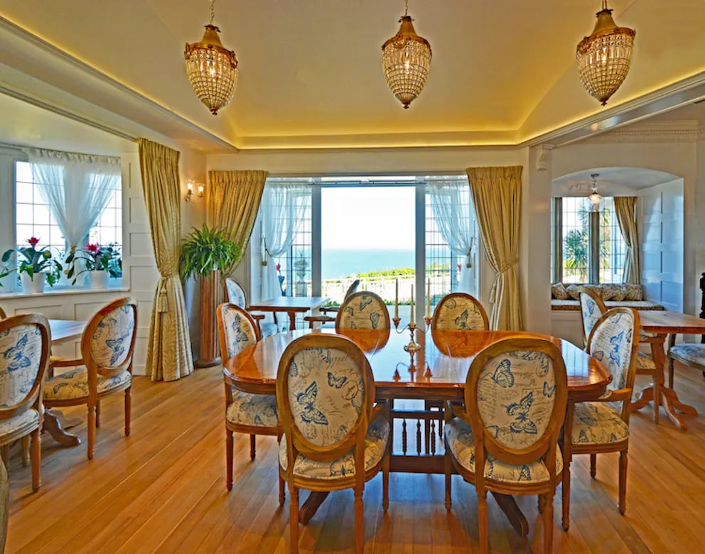 Haven Hall Hotel, at the table