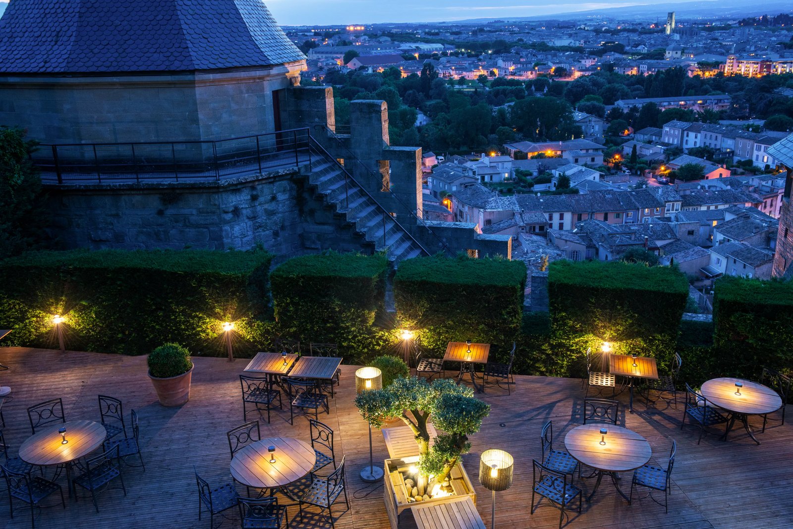 Hôtel de la Cité Carcassonne - MGallery Collection, at the table