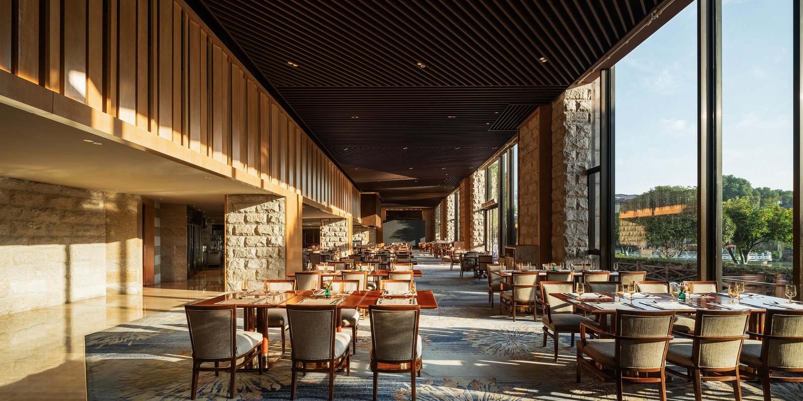 Intercontinental Changzhou, an IHG Hotel, at the table