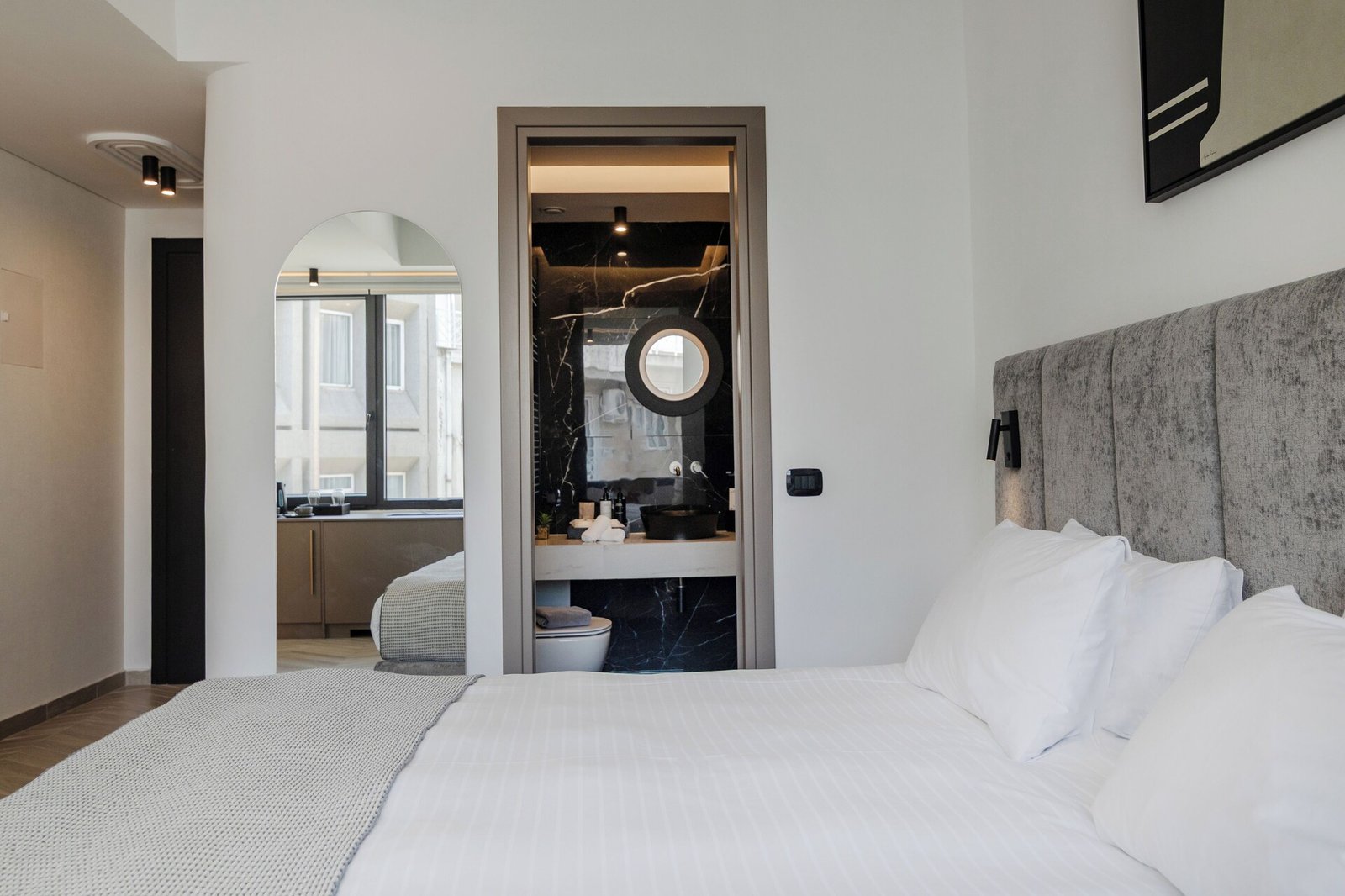 Esse Athens, rooms
