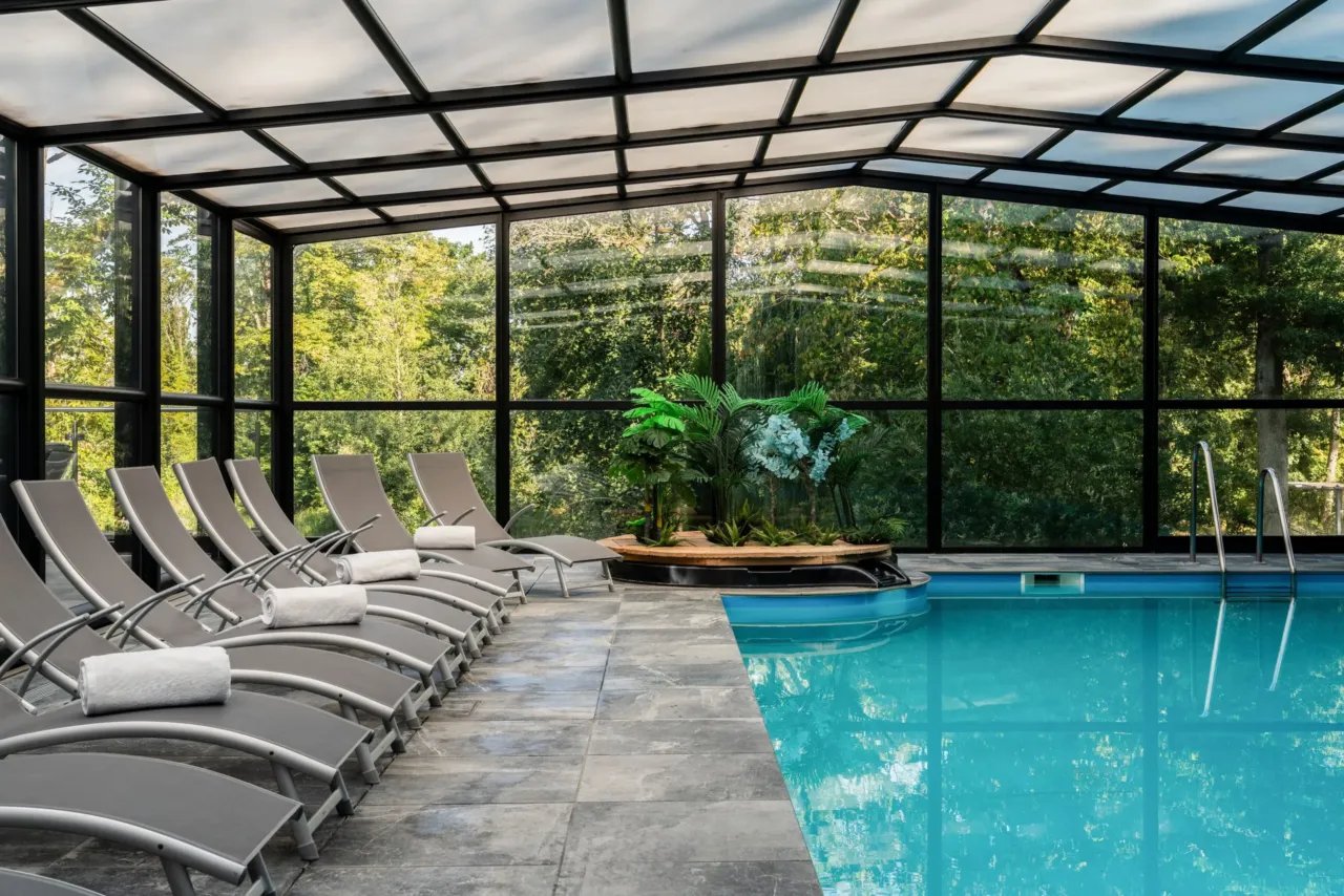 Domaine de la Résidence, the pool
